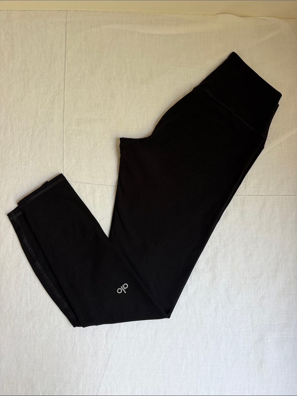 ALO Yoga Airbrush Leggings Small 7/8 length 24”